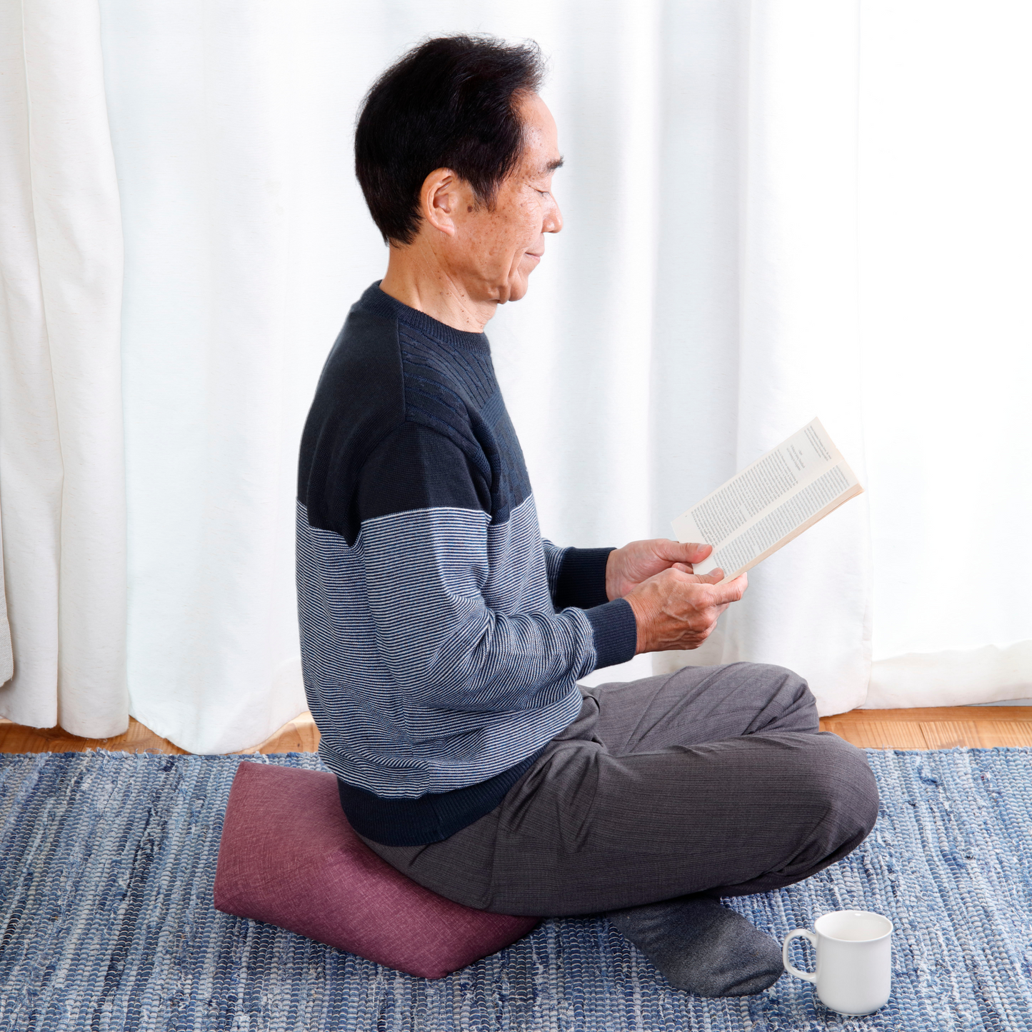 床でくつろがれるのが好きな方はお座布団として