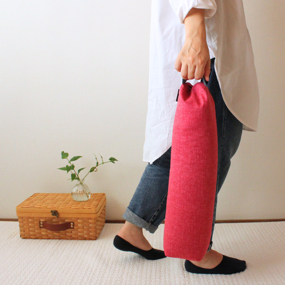 持ち手付きで、どこへでも。