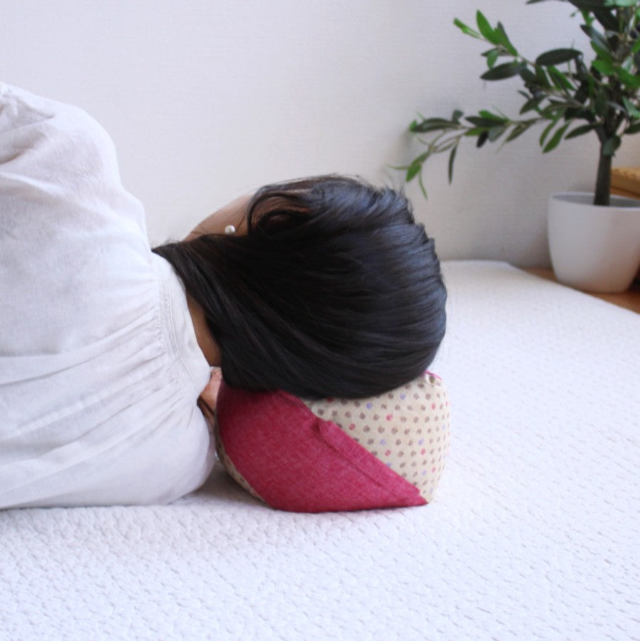 こじゃみ枕 | 綿生地 こじゃみ枕。小さめサイズはお昼寝にも◎