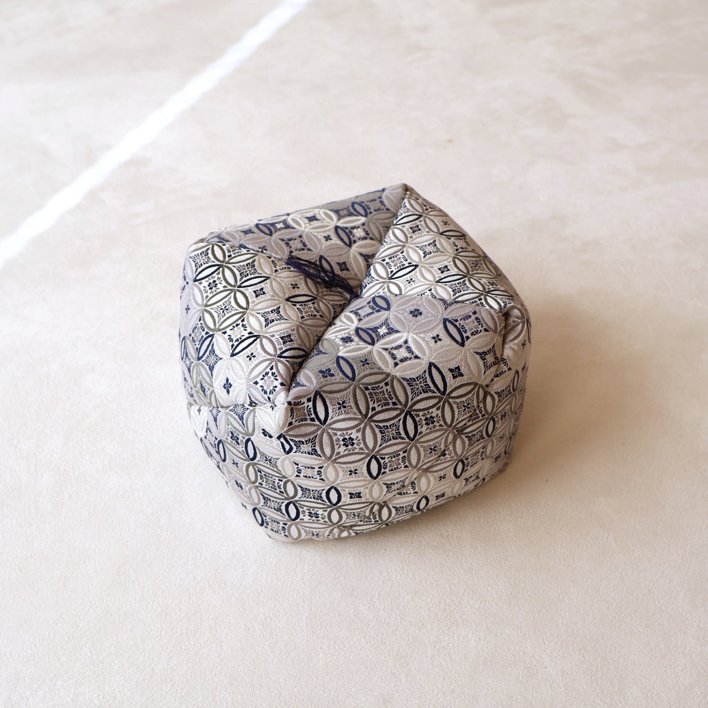 こじゃみ枕 | 七宝 霞色(かすみいろ)