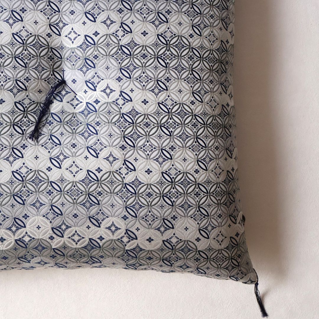 京座布団 | 七宝 霞色