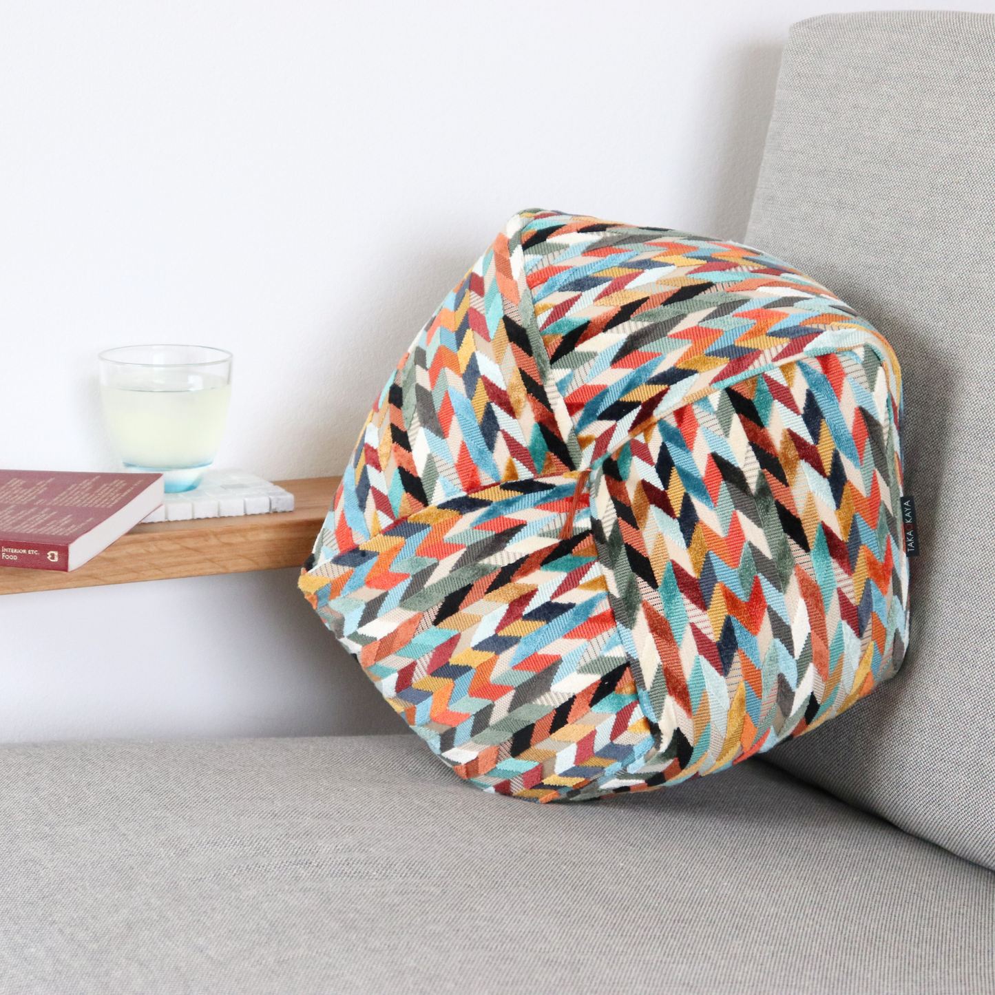 おじゃみ座布団 | irodori collection by Osborne&Little (オズボーンアンドリトル) zig zag simple