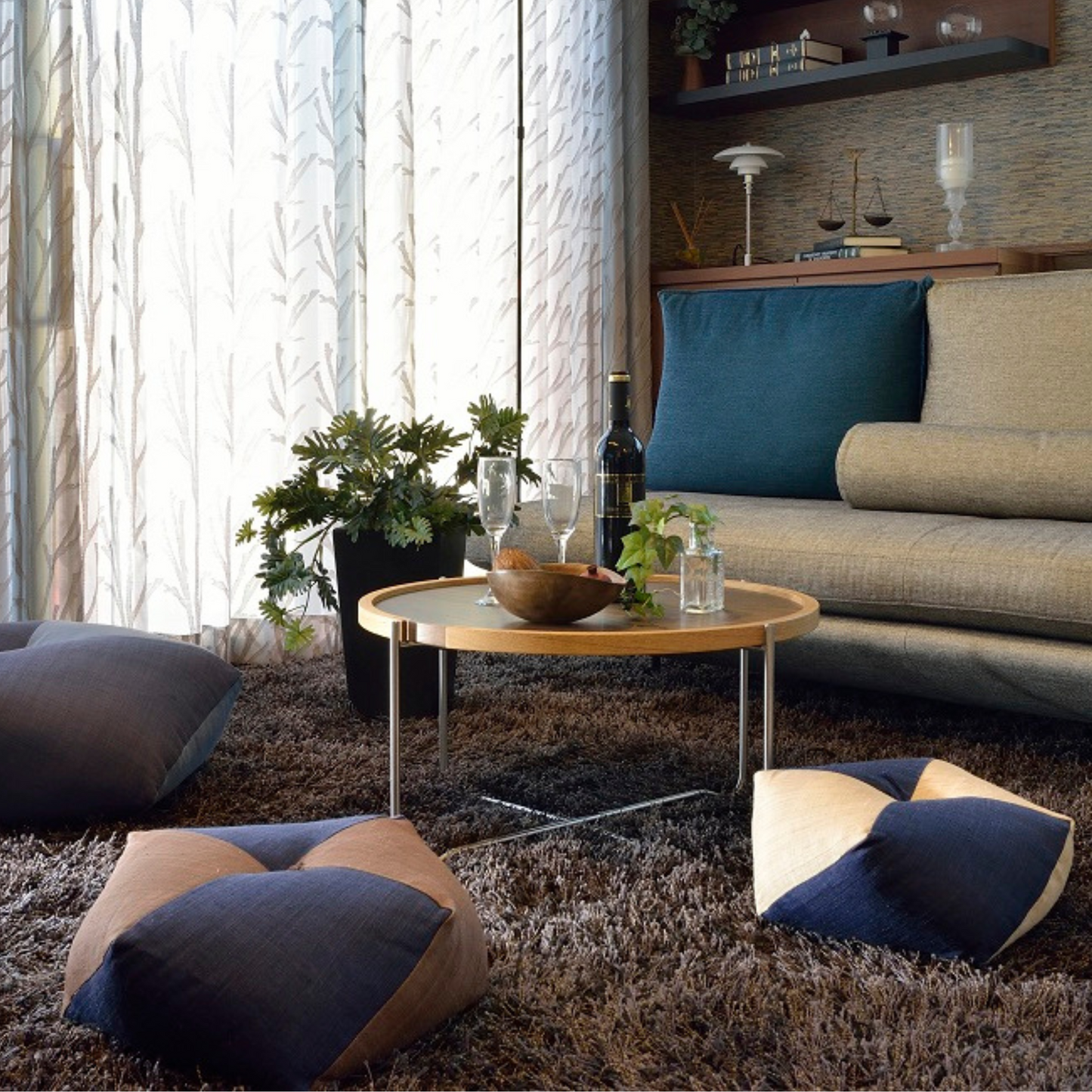 【左手前】021.印度藍 x 018.銹絵 【右】 007.鳥の子 x 021.印度藍