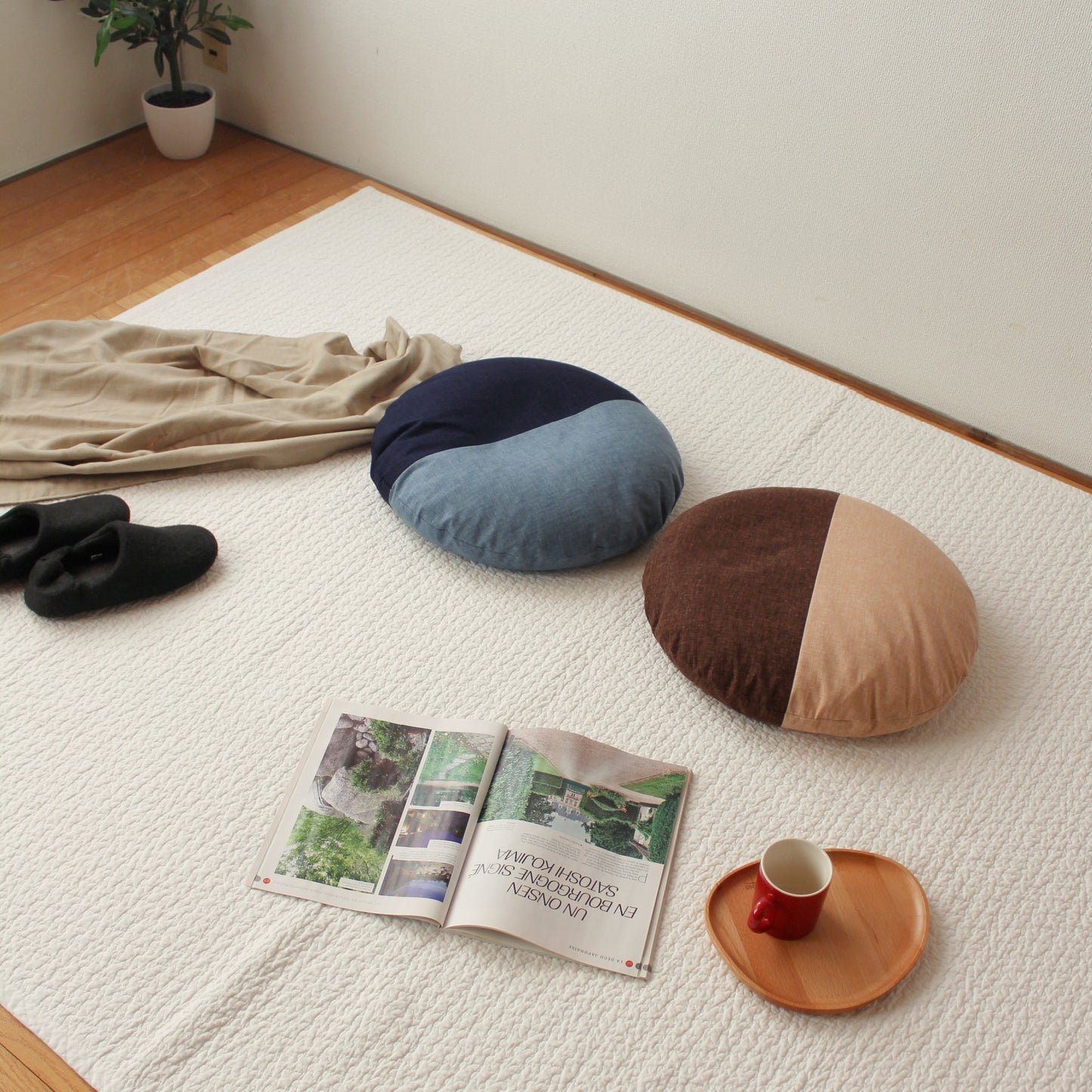 ツートンデザイン| 【左】45.褐色/ 25. 勿忘草  【右】24.黄唐茶/ 27.里桜