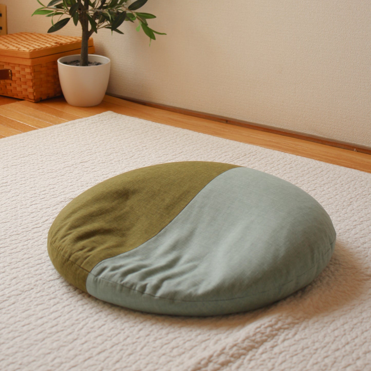 ツートンデザイン|42.萌黄/ 21.砧青磁