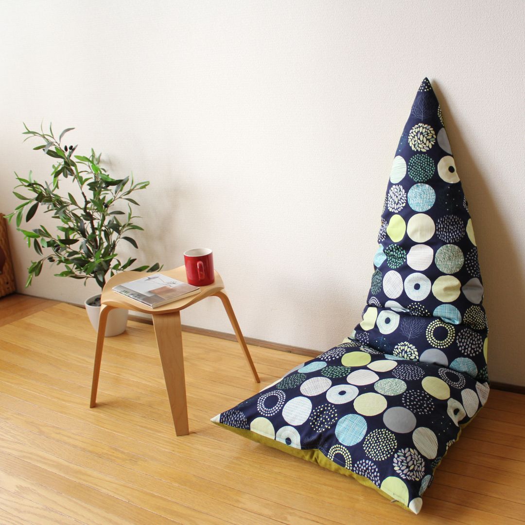 三角座ぶとん | 綿生地 カバーセット・ロング リバーシブルデザイン|てまりネイビーx42.萌黄