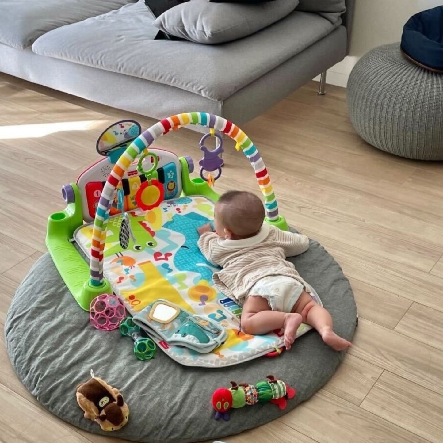 ワンカラーデザイン 30. 紙屋紙