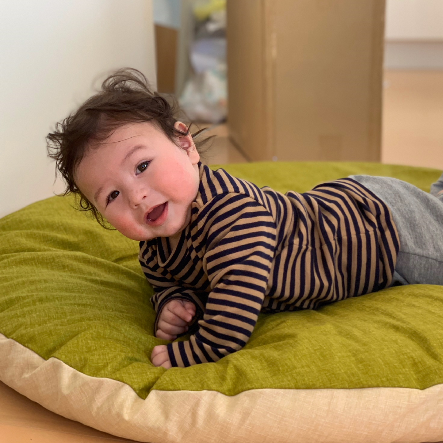 せんべい座布団 | 撥水ヌードせんべい&洗えるカバーセット はいはいの練習にも。リバーシブルデザイン 表:萌黄、裏:鳥の子