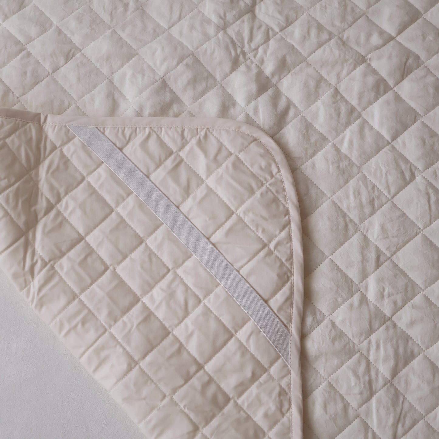 本麻敷きパッド | ホワイト(ラミー) 本麻敷きパッド | ホワイト(ラミー)