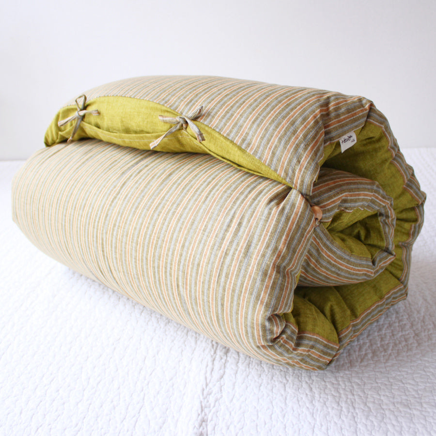 洛中髙岡屋　ごろ寝敷き布団ゆったりサイズ青·緑 楽天市場】【ごろ寝のお供に】ごろ寝敷き布団＋たわら枕セット 洛中