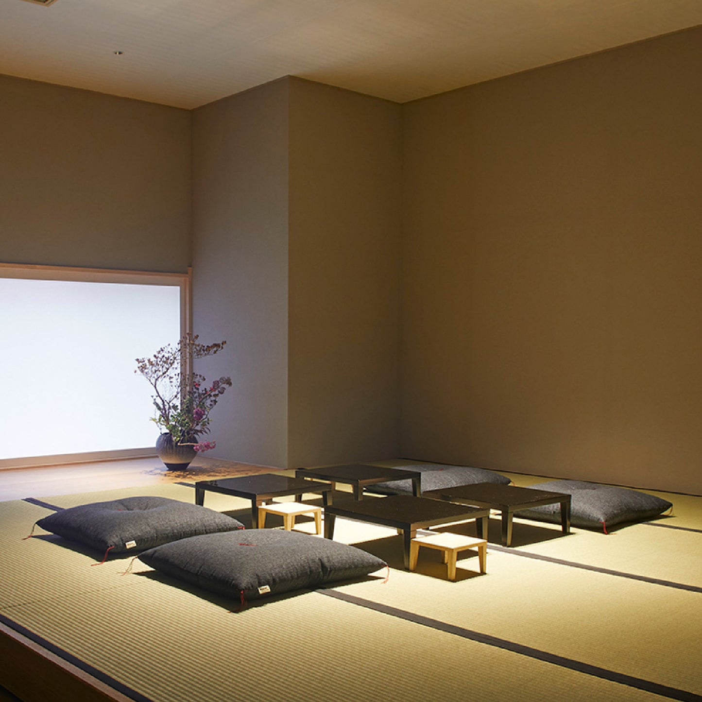 洛中髙岡屋
