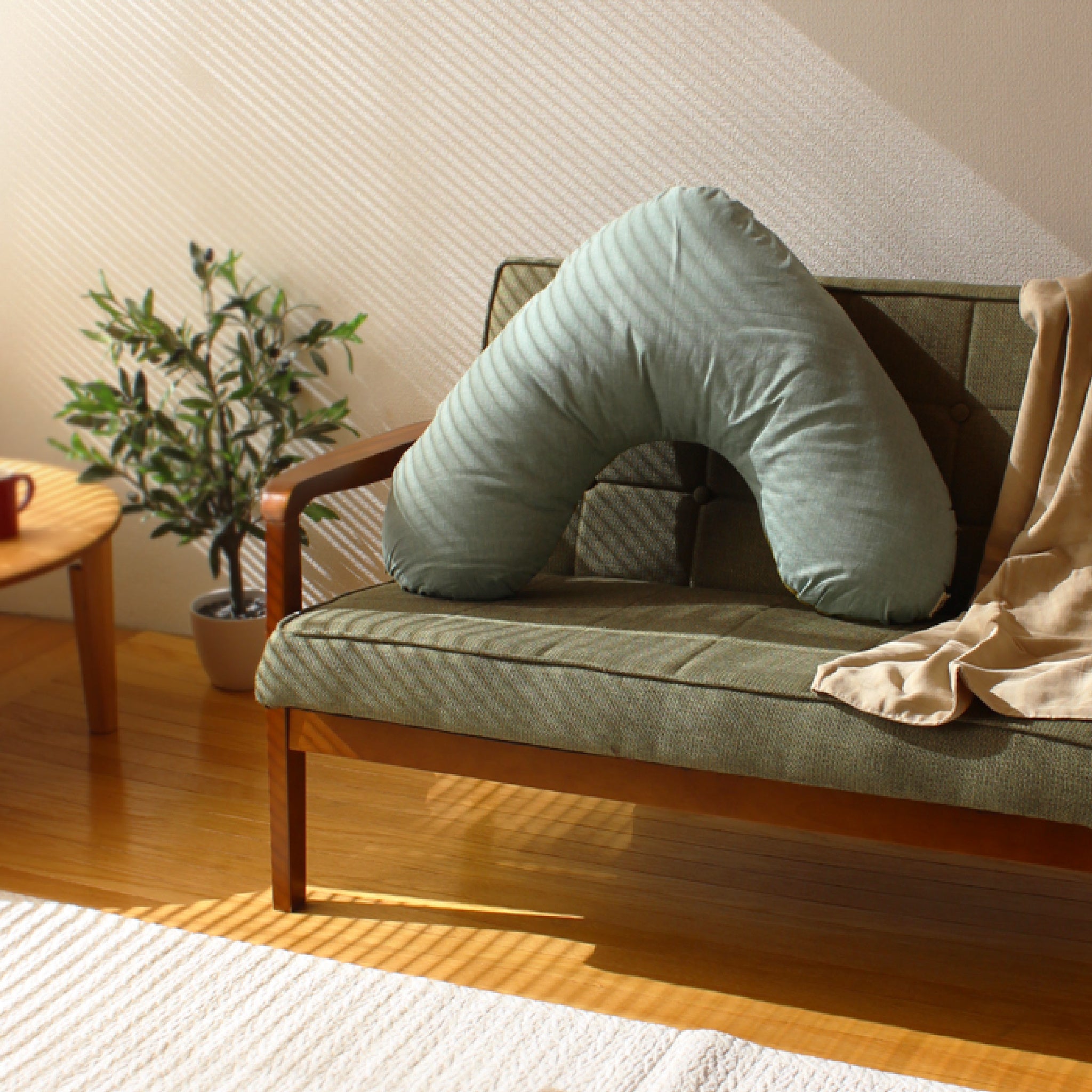 ブーメランクッション | 綿生地 – 洛中高岡屋公式オンラインショップ